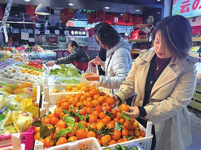 开炫 砂糖橘甜蜜上市来尝鲜 冬季果市将掀起橙色风潮，砂糖橘占C位