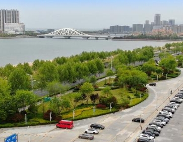 新增车位443个！青岛西海岸新区3处停车场建成投用